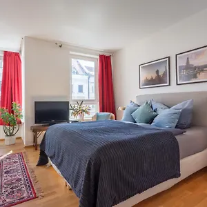 Schoenes In Downtown Mitte Mit Balkon Apartment