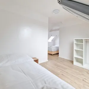 https://lovely-sunny-apartments.dusseldorf-hotel.net
