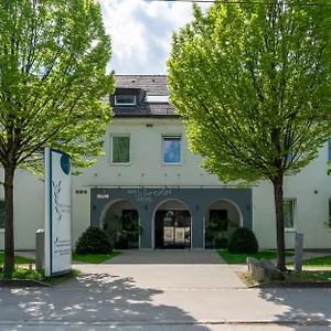 2* Otel Schreder